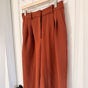 Aritzia Effortless Crop Pant